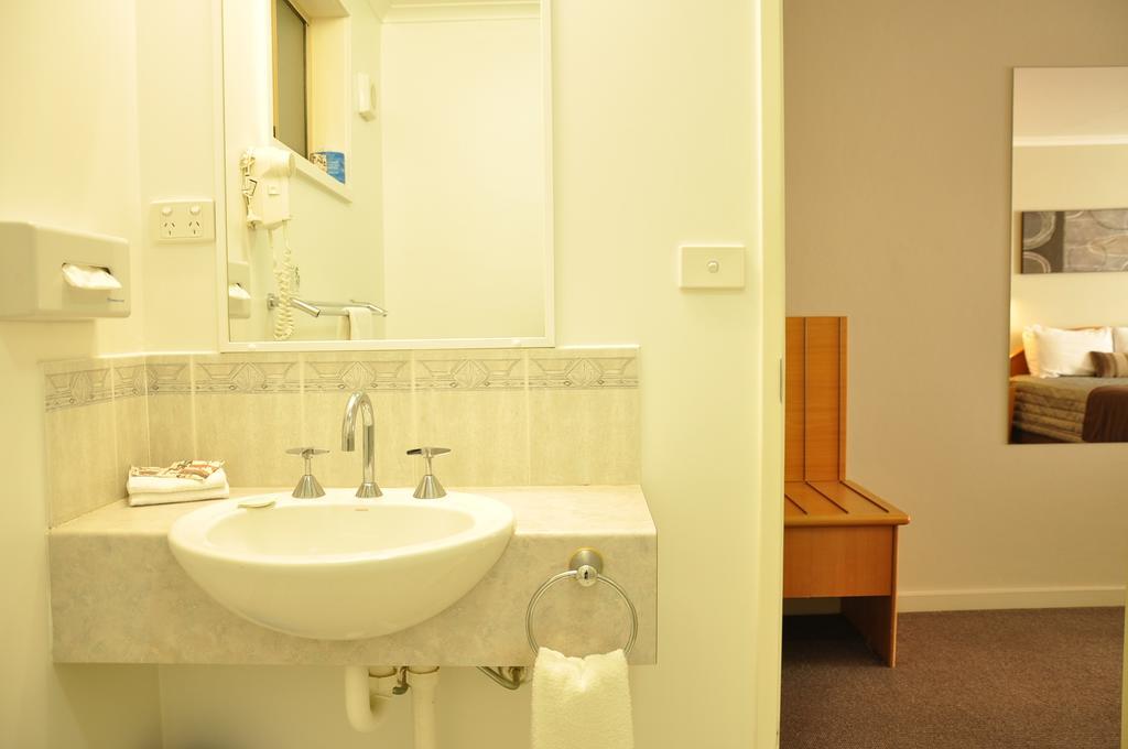 Chittaway Motel Tuggerah Экстерьер фото